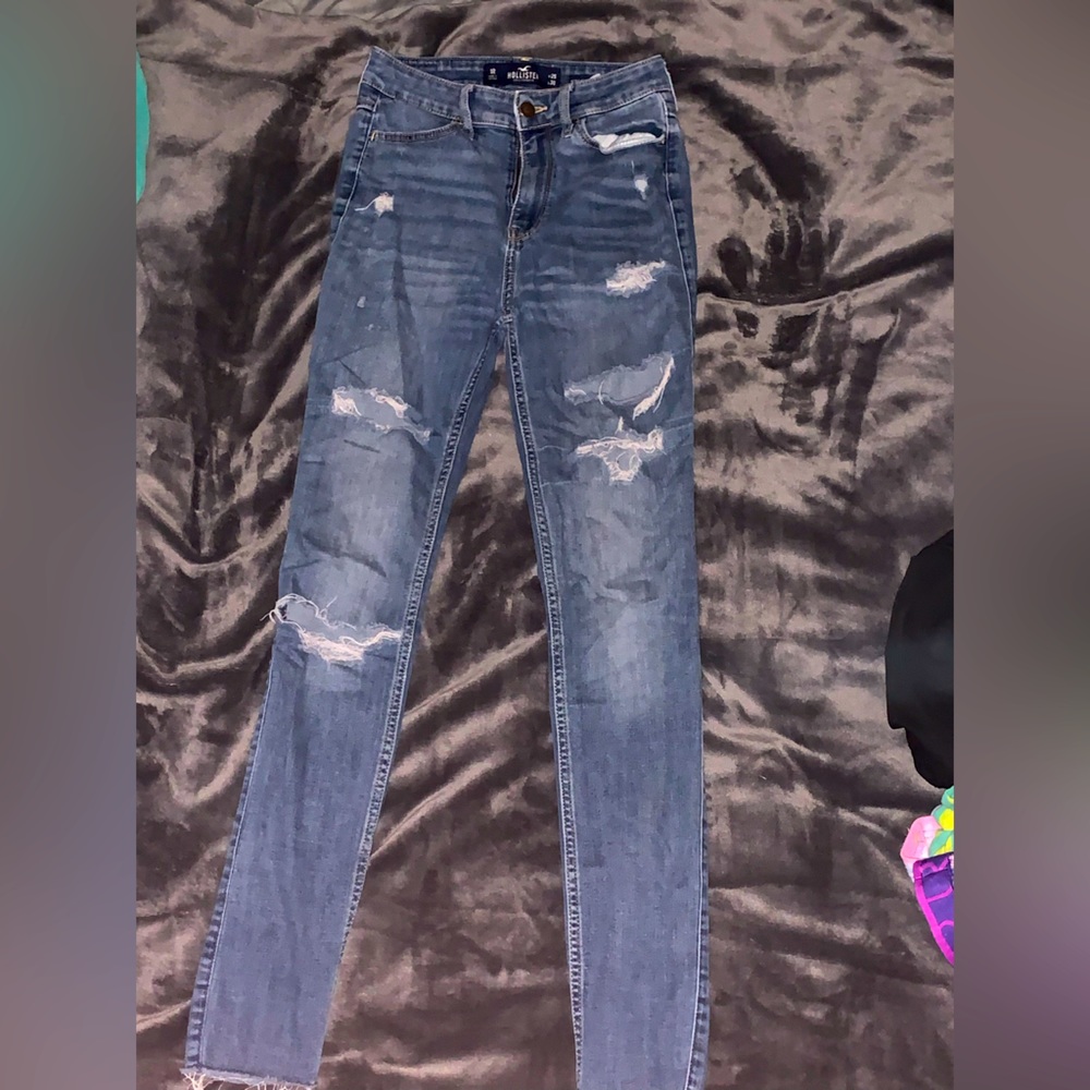 ultra high rise super skinny ripped hollister jeans